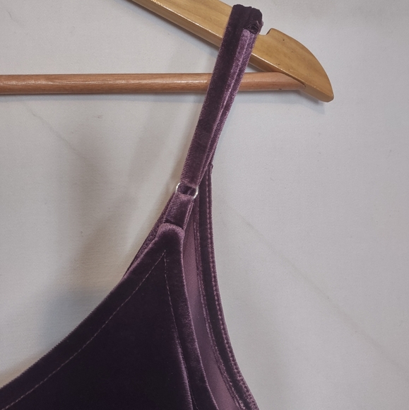 Wild Fable Velvet V-Neck Sleeveless Jumpsuit Size S - Picture 9 of 12